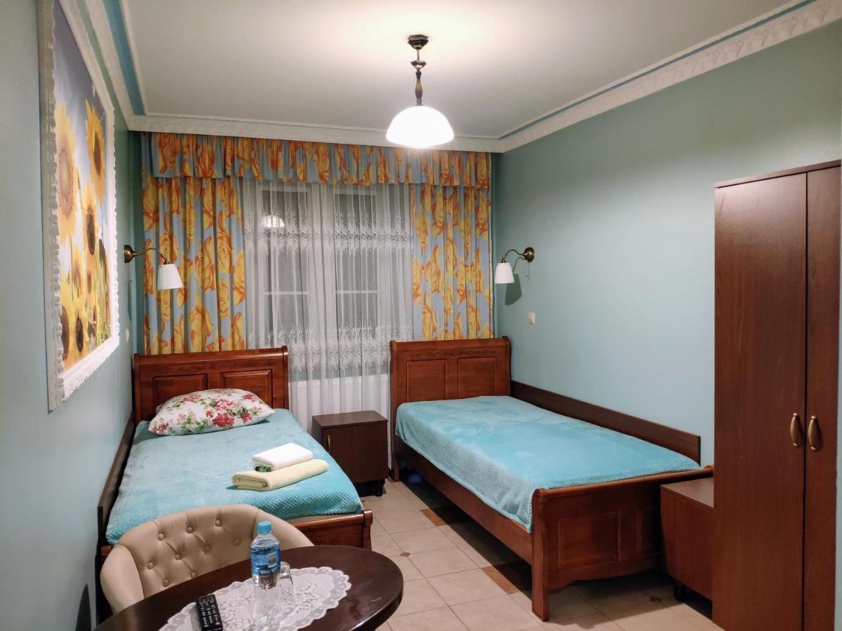 Dwor Bartnika Bed & Breakfast Narewka Dış mekan fotoğraf